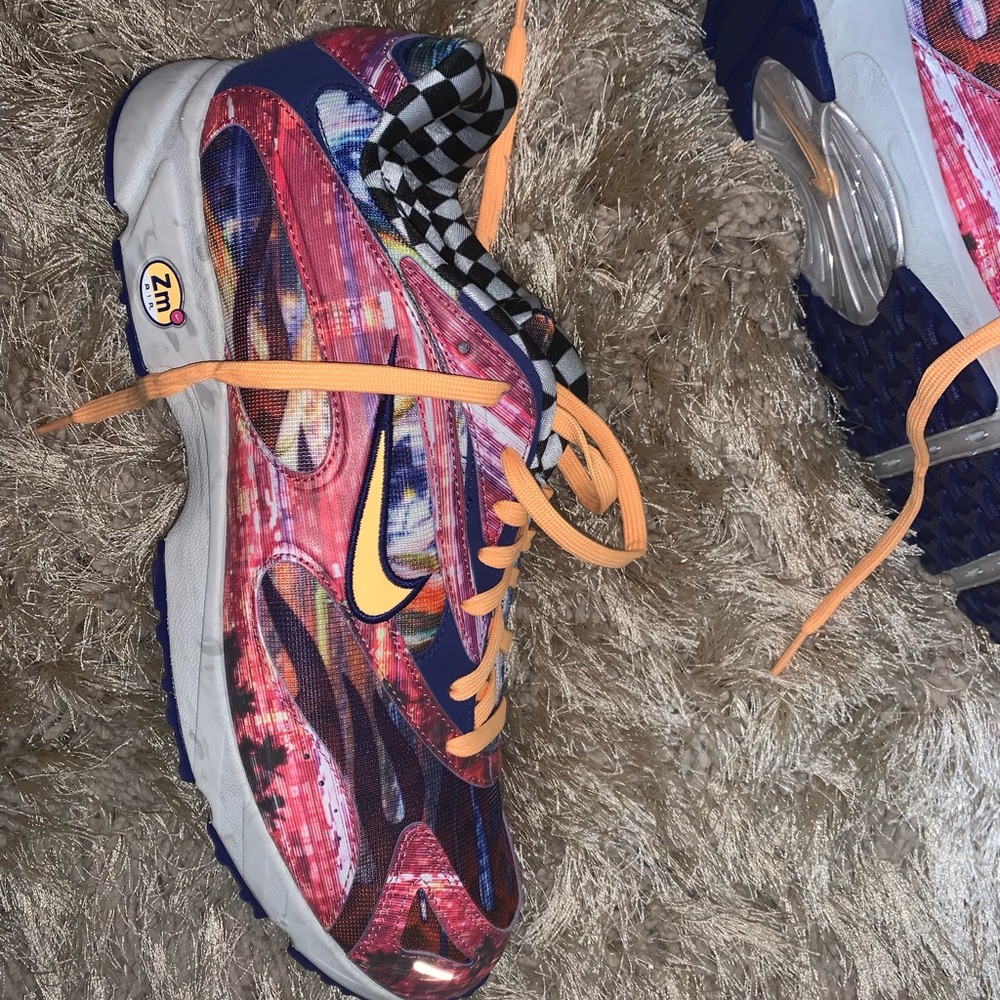 Nike Tennis Shoes